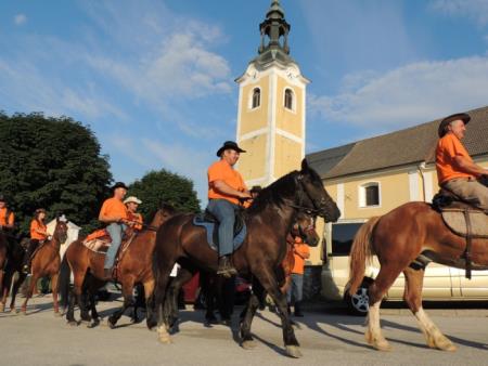 KNOBLEHARJEVO 2013 - Pohod Knobleharjeve konjenice 31